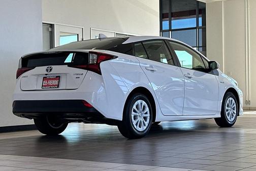 2022 Toyota Prius L