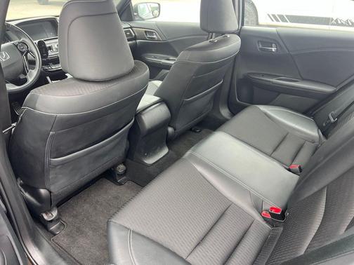 Crystal Black Pearl 2016 Honda Accord Sport