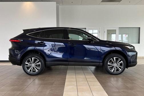 Blueprint 2024 Toyota Venza LE