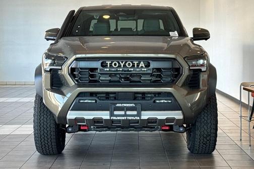 2026 Toyota Tacoma Hybrid Trailhunter