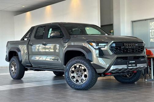 2026 Toyota Tacoma Hybrid Trailhunter