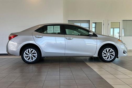 Classic Silver Metallic 2019 Toyota Corolla LE