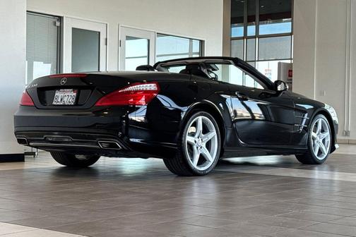 Black 2014 Mercedes-Benz SL-Class SL 550