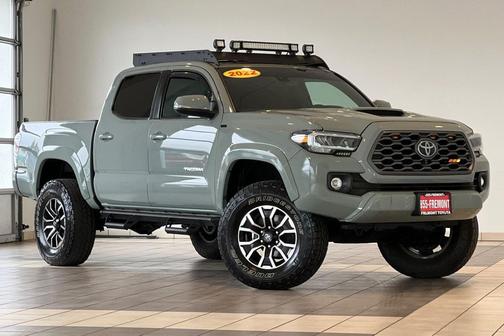 2022 Toyota Tacoma TRD Sport