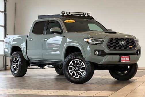 2022 Toyota Tacoma TRD Sport