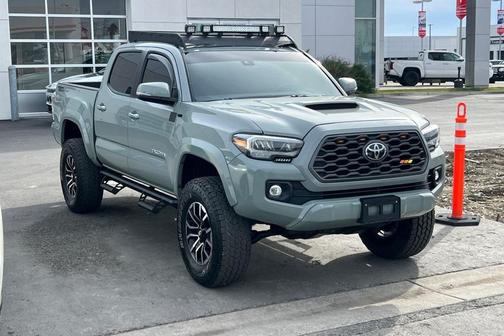 2022 Toyota Tacoma TRD Sport