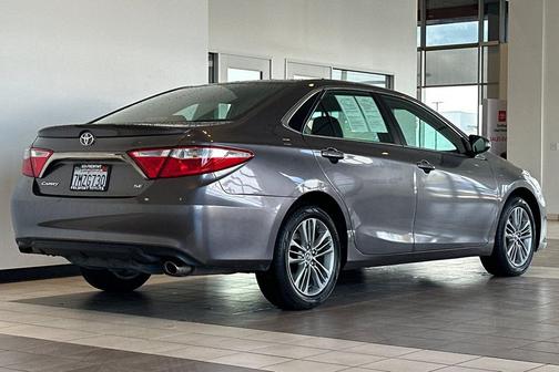 2016 Toyota Camry SE