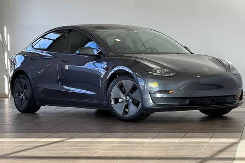 2022 Tesla Model 3 Standard Range