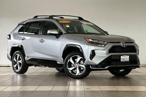 2025 Toyota RAV4 Hybrid SE