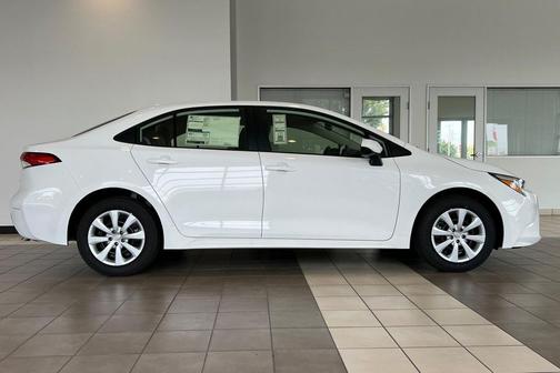 2026 Toyota Corolla Hybrid LE