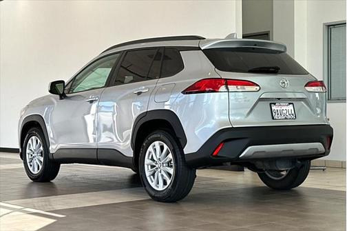 2022 Toyota Corolla Cross LE
