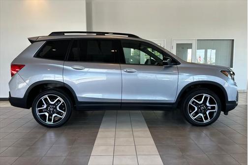 2023 Honda Passport AWD Elite