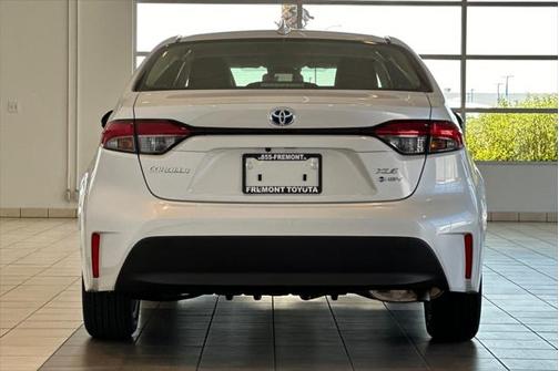 2025 Toyota Corolla Hybrid XLE