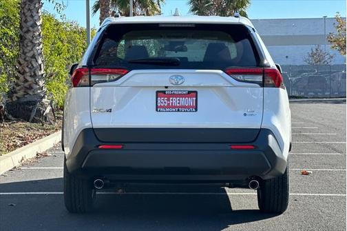 2025 Toyota RAV4 Hybrid LE