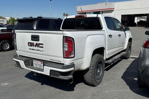Summit White 2021 GMC Canyon Denali
