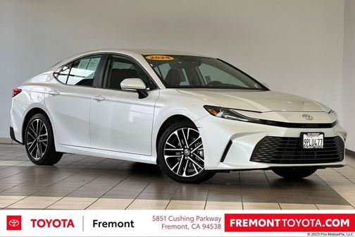 2025 Toyota Camry XLE
