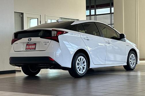 2022 Toyota Prius L