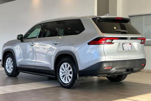 2025 Toyota Grand Highlander Hybrid XLE