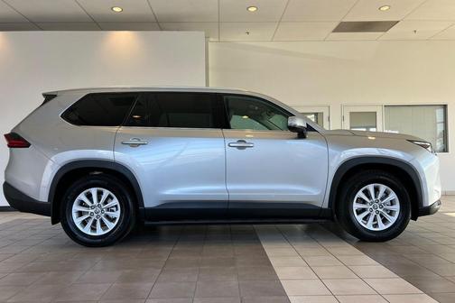 2025 Toyota Grand Highlander Hybrid XLE