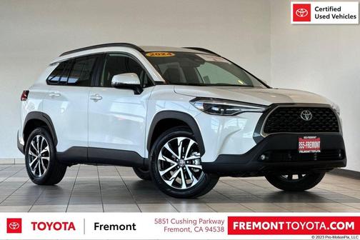 Wind Chill Pearl 2024 Toyota Corolla Cross XLE