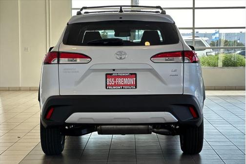 2025 Toyota Corolla Cross LE