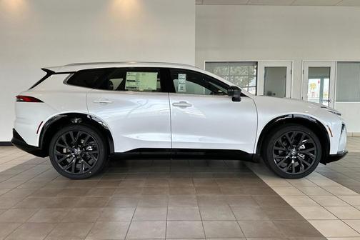 2025 Toyota Crown Signia Limited