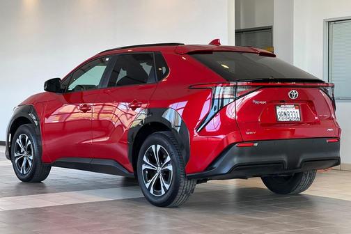 2024 Toyota bZ4X XLE