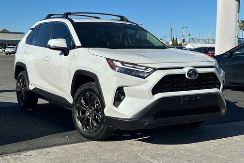 2024 Toyota RAV4 Hybrid XLE Premium