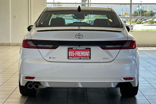 Pearl 2026 Toyota Camry XSE