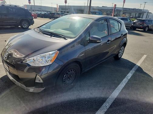 2014 Toyota Prius c Four