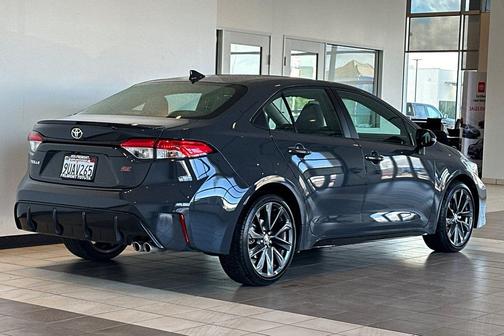 2025 Toyota Corolla SE