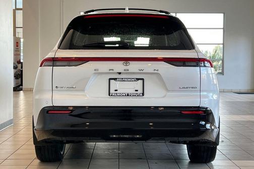 2026 Toyota Crown Signia Limited