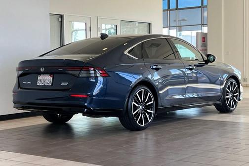 2024 Honda Accord Hybrid Touring
