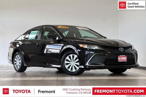 Midnight Black Metallic 2022 Toyota Camry LE
