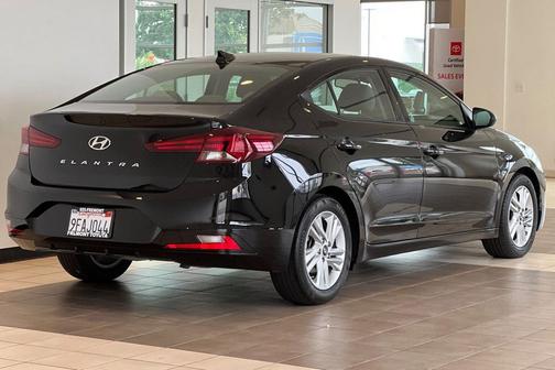 2020 Hyundai ELANTRA Value Edition