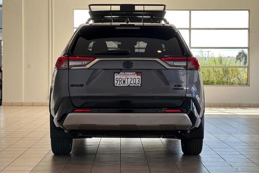2024 Toyota RAV4 Hybrid SE