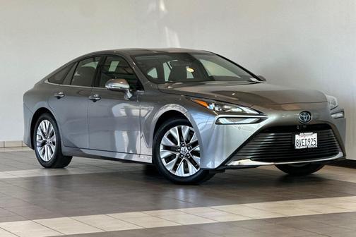 2021 Toyota Mirai Base
