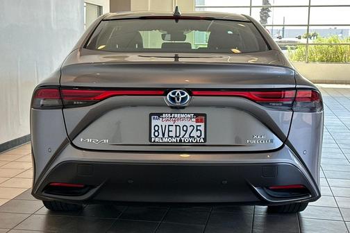 2021 Toyota Mirai Base