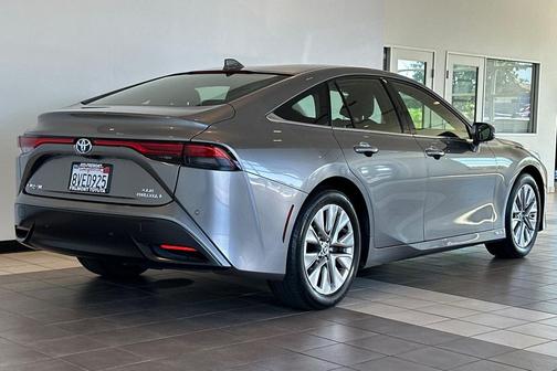 2021 Toyota Mirai Base