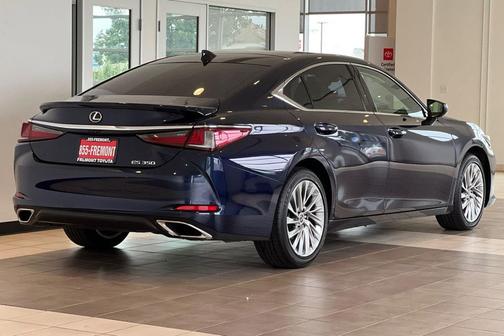 2022 Lexus ES 350 Luxury