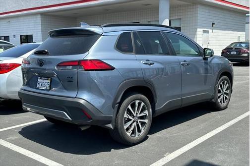 2022 Toyota Corolla Cross XLE