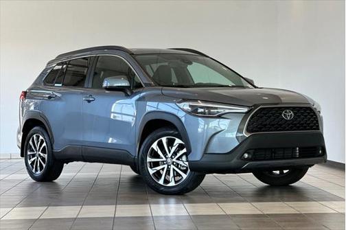 2022 Toyota Corolla Cross XLE