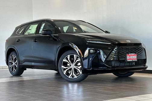 2025 Toyota Crown Signia XLE