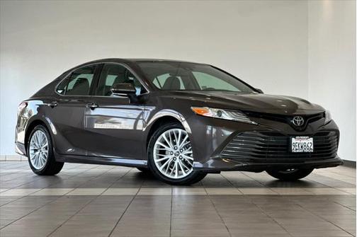 2019 Toyota Camry XLE