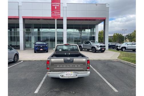 2004 Nissan Frontier XE King Cab