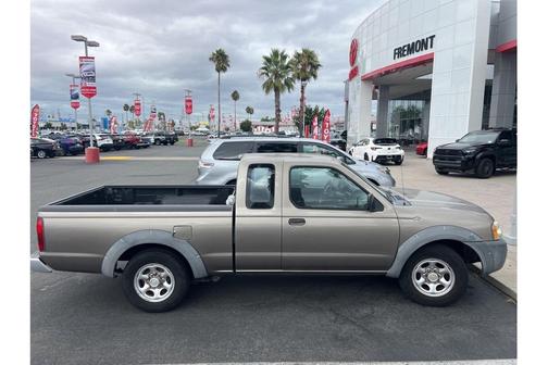 2004 Nissan Frontier XE King Cab