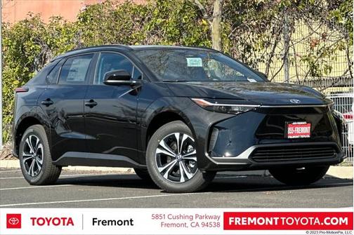 2025 Toyota bZ4X XLE