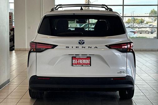 2022 Toyota Sienna XLE