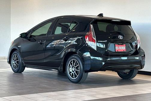 2017 Toyota Prius c Four