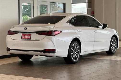 2021 Lexus ES 250 Base